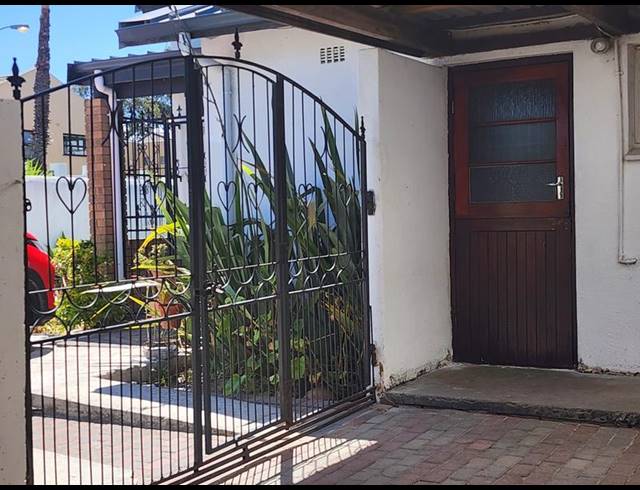 3 BEDROOM HOUSE FOR SALE IN AUSTINVILLE